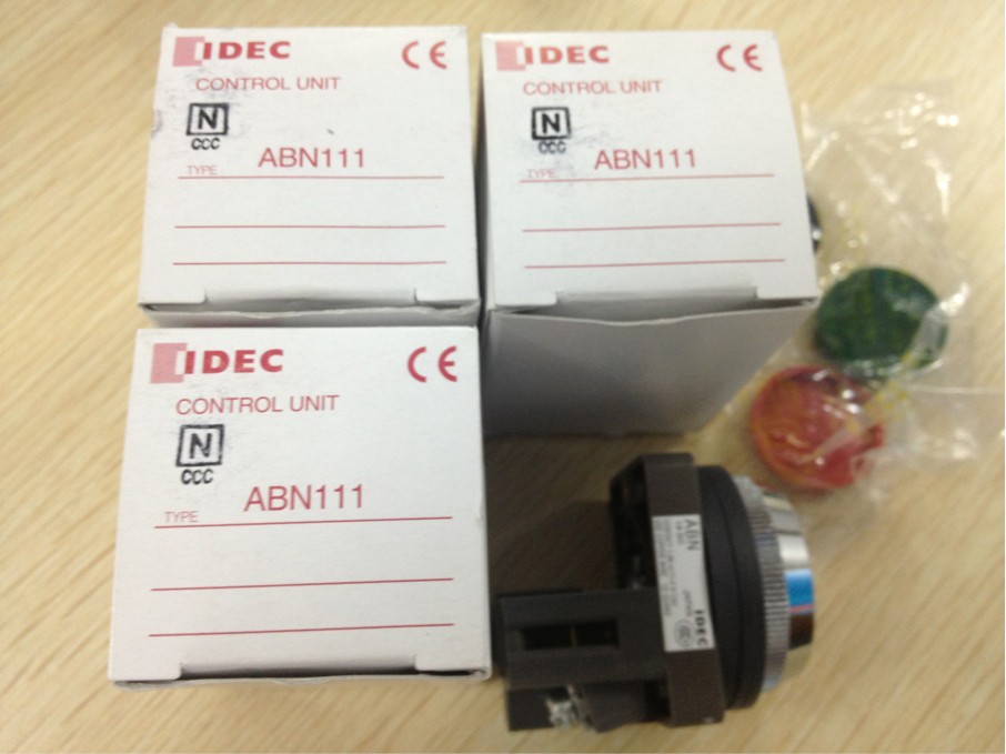 Original dress IDEC and Quanbutton switch Chang open contact point BS010E with ABN