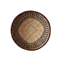Collection of Things) Africa Imports handmade grass woven basket Woven Basket Hanging Pan Zimbabwe Adornment Wall Accessories Wall-mounted Art