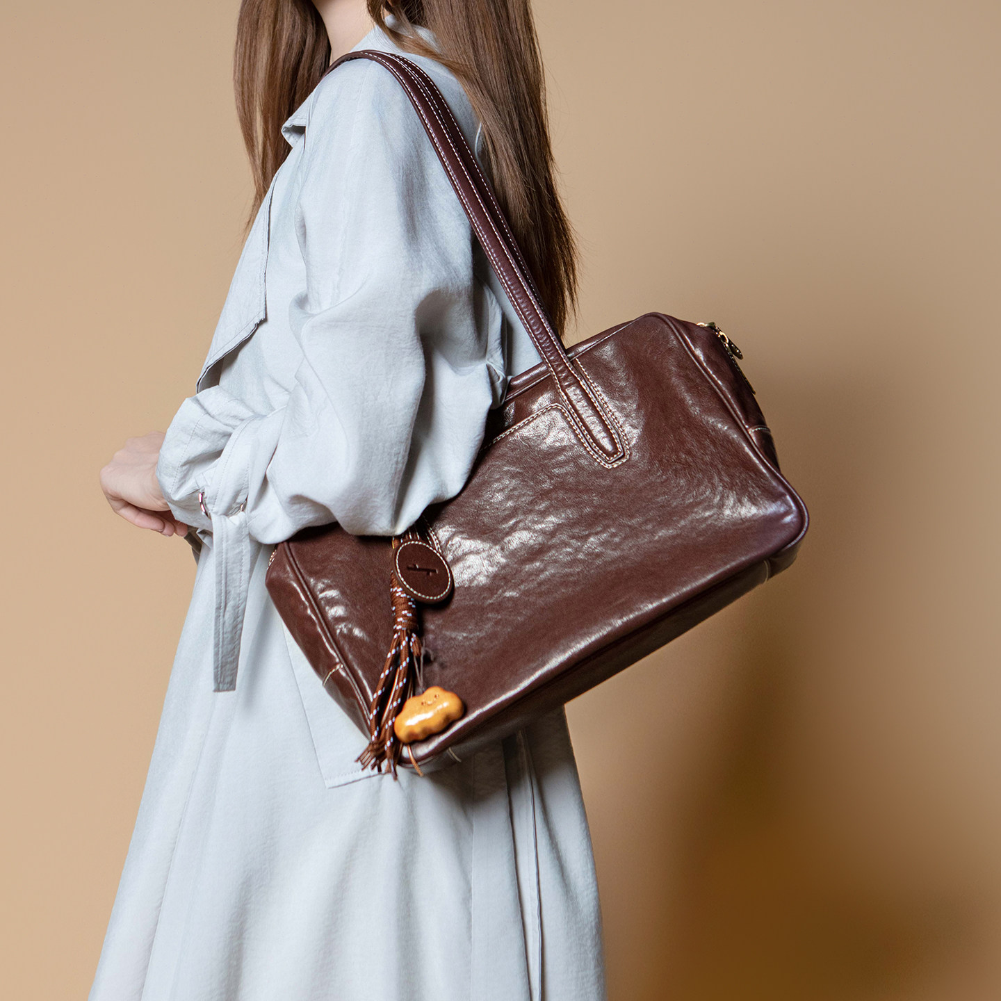 HERBAL HEAVEN Vegetable-Tanned Leather Boston Bag for Women, Zhao Zhaoyi Style Urban Minimalist Small Square Handbag - Thumbnail 3