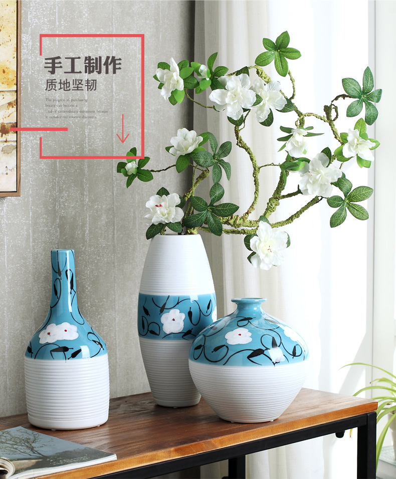 Ceramic vase three - piece furnishing articles I and contracted sitting room TV cabinet table home decoration decoration is a wedding gift