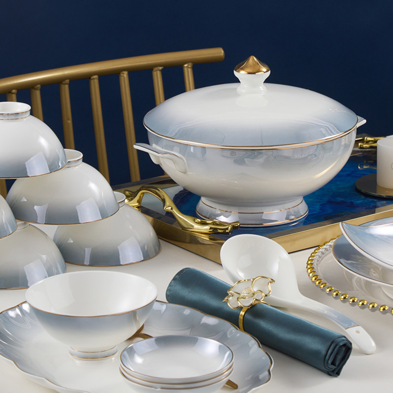 50-Piece Skull Porcelain Dinnerware Set, Rhine River Ceramic Dinnerware Bowl and Plate Set, Dinnerware Bowl and Plate Combination for Gift-Giving