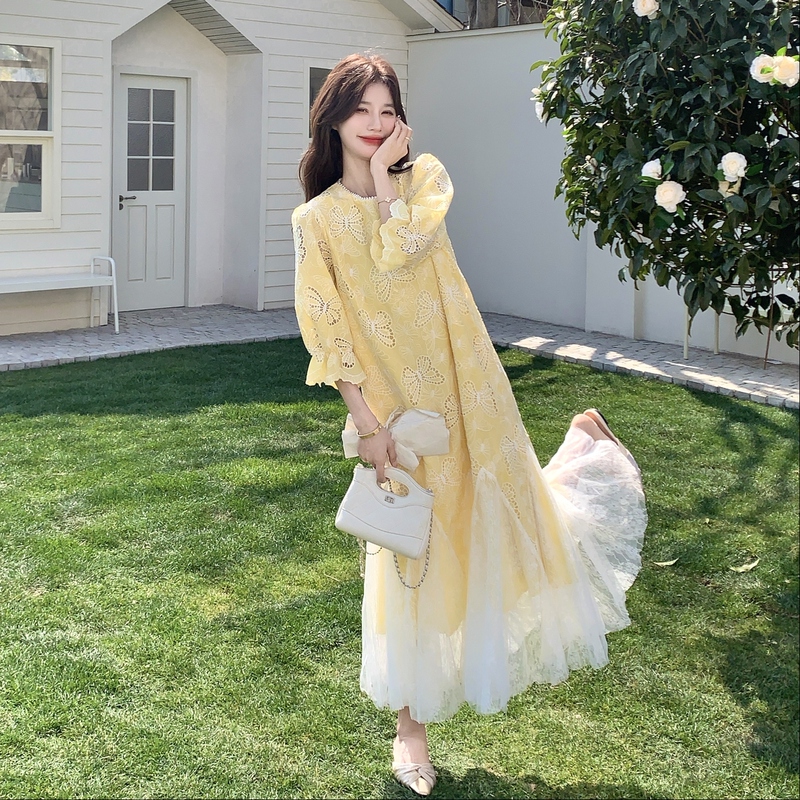 Creamy Yellow Butterfly Cut Out Puff Sleeve Dress for Women, Summer Sweet Holiday Style Mid-Length Lace Splicing Fishtail Skirt