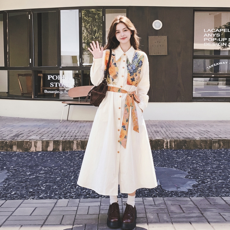 Off-White Oil Painting Print Color-Blocked Shirt Dress for Women, Spring and Autumn French Style, Elegant and Age-Reducing, Waist-Cinching Mid-Length Dress