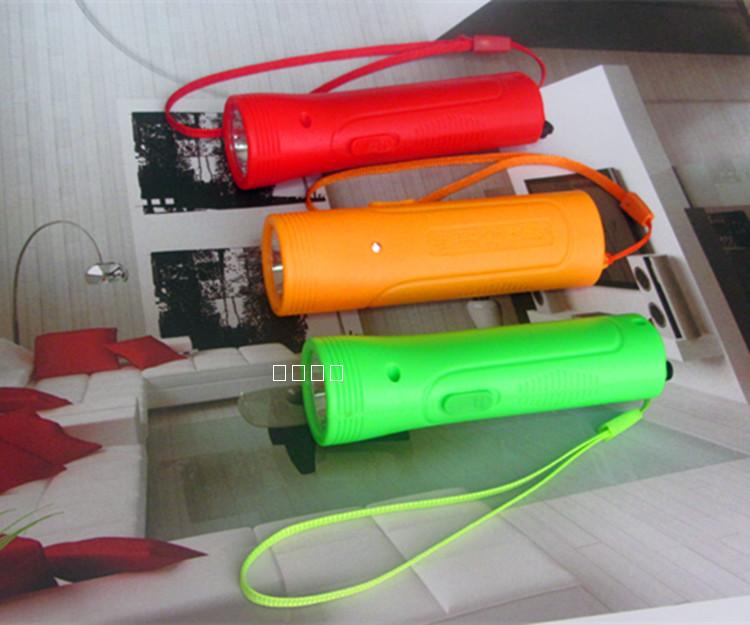 88 588 đèn pin chói sạc siêu sáng mini đa chức năng mini ngoài trời đèn LED giả đèn pin chiếu xa