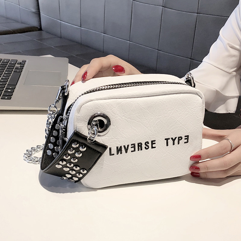 Bag women 2021 new trendy Korean version all-match rivet chain bag small square bag shoulder messenger bag bouncy bag women's bag