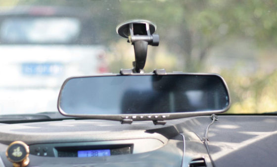 무료 배송 휴대 전화 GPS 내비게이션 기기 구동 레코더 4-7 인치 범용 흡입 컵 클립 타입 자동차 자동차 브래킷