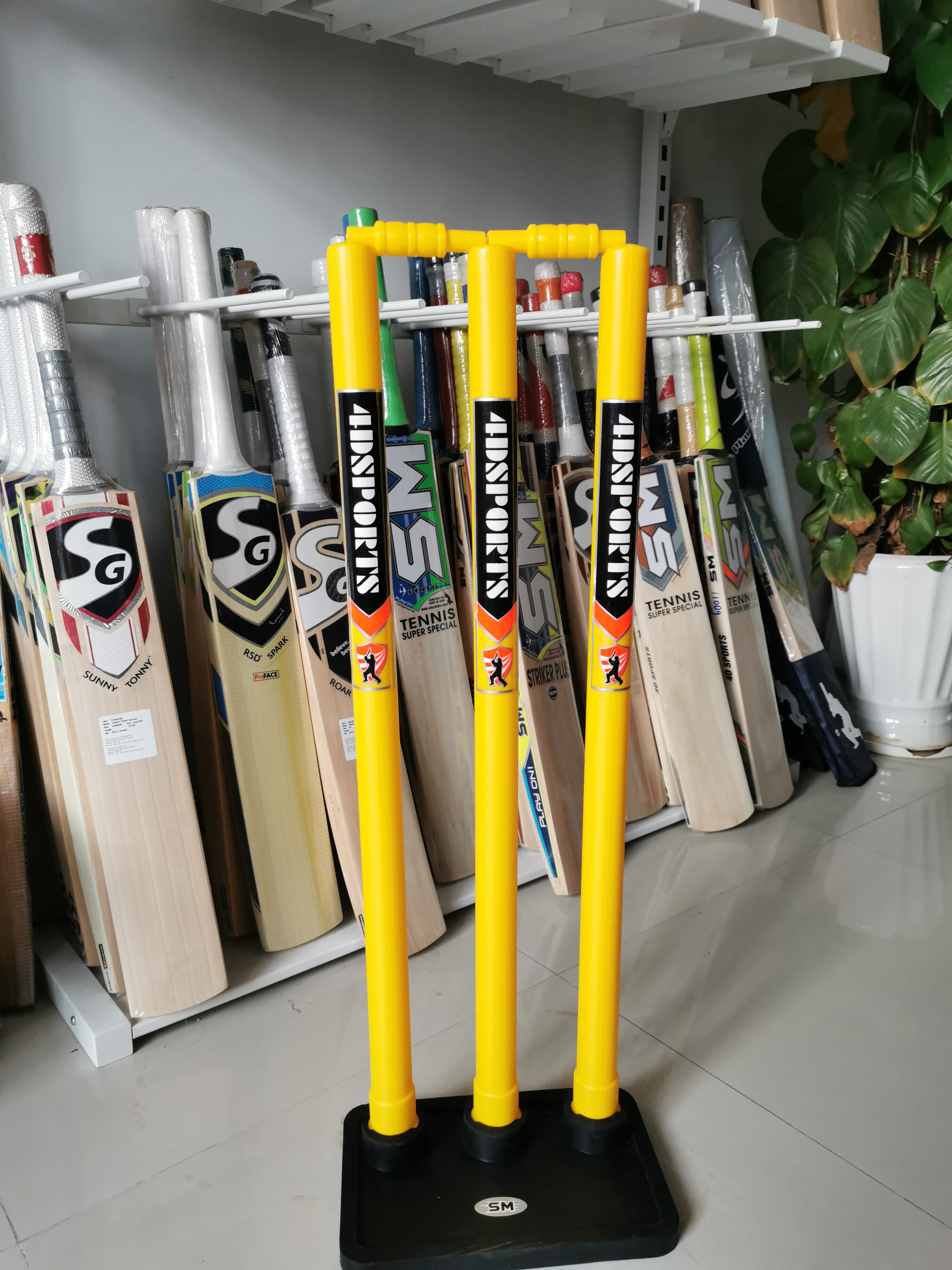 Cricket pile door entry student training tree stump rubber pile door SM rubber Stumps