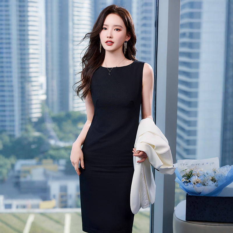 High-End Satin Sleeveless Suit with a Hip-Hugging Midi Dress, Elegant Outfit for Work, 2025 Summer New Style