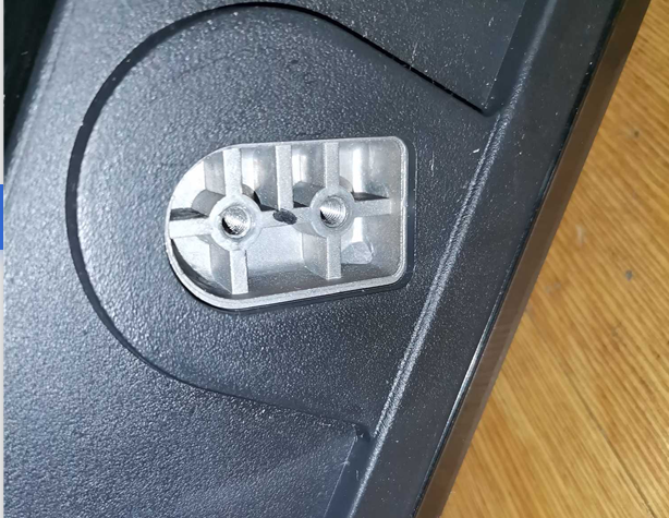 海信LED55EC680US电视的底座支架该如何选择？智能化家居新标配解析