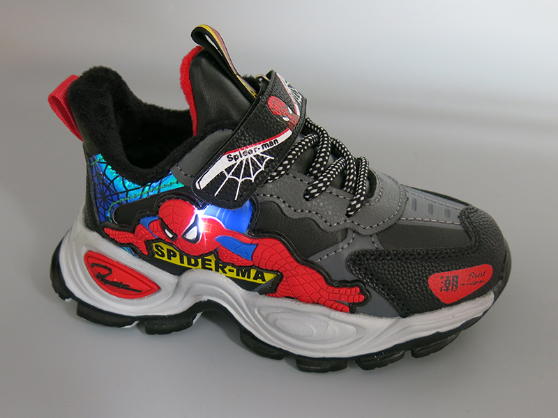 2020 new superman plus velvet boys sports shoes soft sole 4 children's shoes 5 flashing lights 6 ultraman cotton shoes 3-7 years old