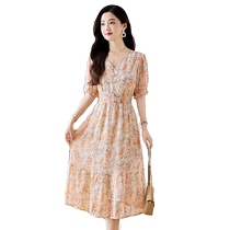 Small floral chiffon dress for women summer 2024 new style waist slimming V-neck a-line long skirt