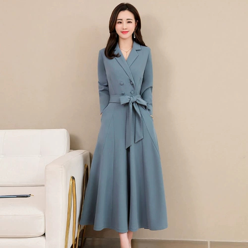 Весеннее платье, модная красная длинная юбка, коллекция 2023, городской стиль, яркий броский стиль, в корейском стиле