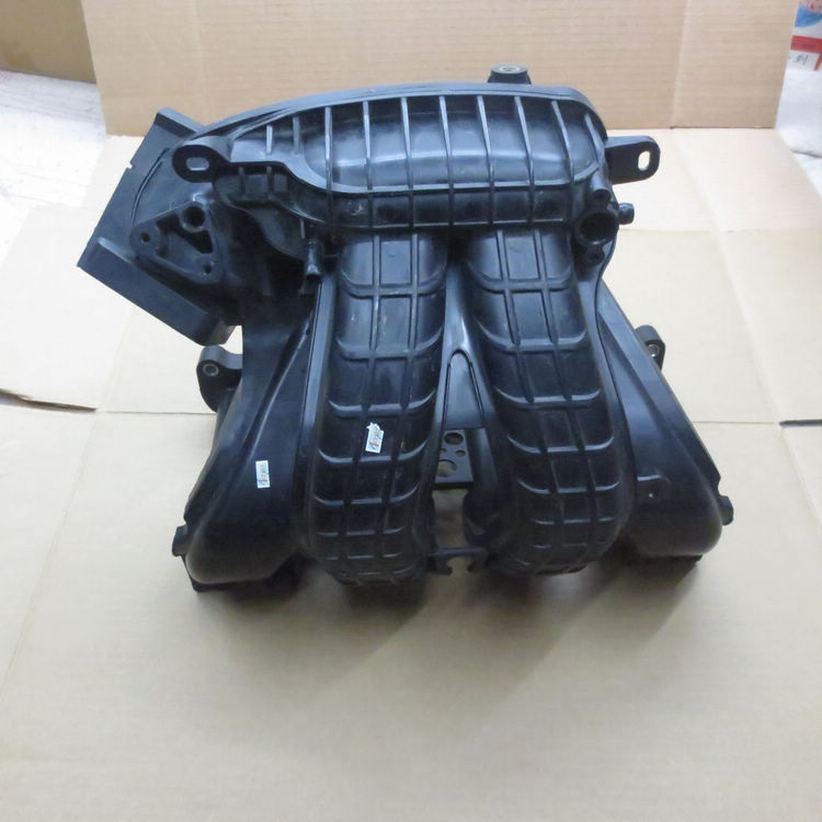 Suitable for the intake of air intake canal in the engine of 4B104B114B12 B12