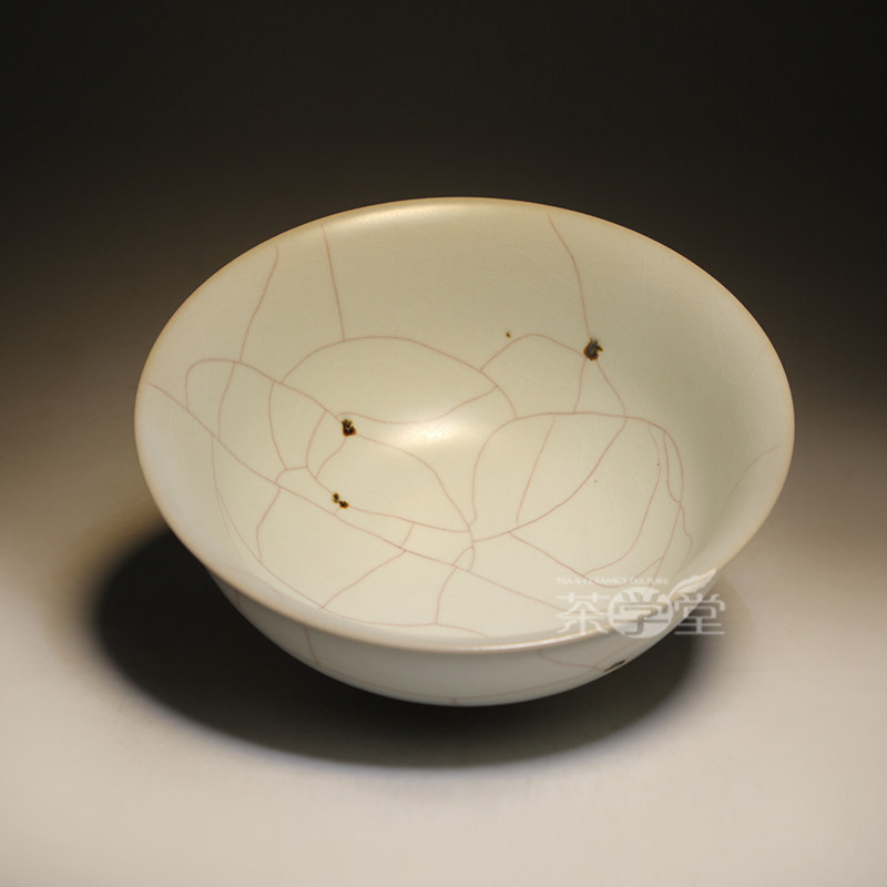 Taiwan pottery Zhangqing Men New Ruiku Kin Railway Tea Bowl of Tea Bowl of Fruit Snacking Bowl