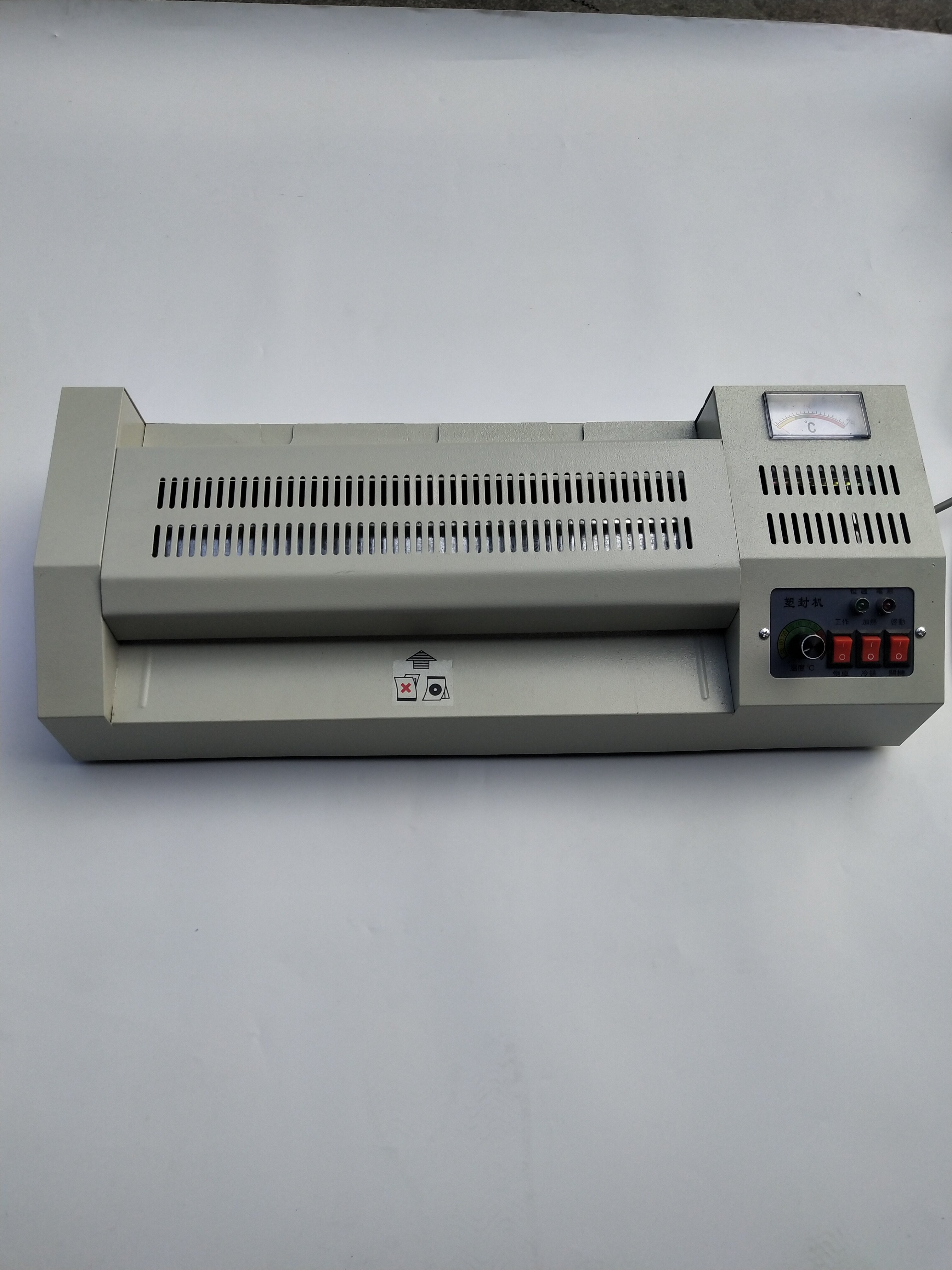 Art Protection Bay Machine Resistant 320 Protecting Bay Machine A3 Iron Shell Middle Roller Photo Over Glue Machine Photo Over Glue Machine