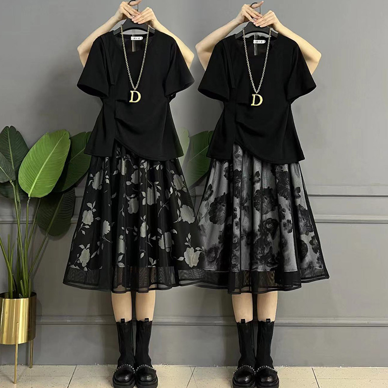 Trendy Plus-Size Women's Clothing, Light and Mature Style Suit Skirt, Women's Summer Irregular Short-Sleeved Retro Printed Skirt Two-Piece Set Trendy Plus-Size Women's Clothing, Light and Mature Style Suit Skirt, Women's Summer Irregular Short-Sleeved Retro Printed Skirt Two-Piece Set