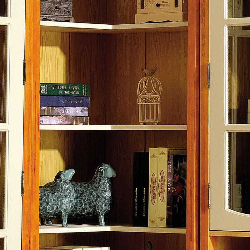 �ͱ�ɭ���к�ʵľ��ɫ���������SG102