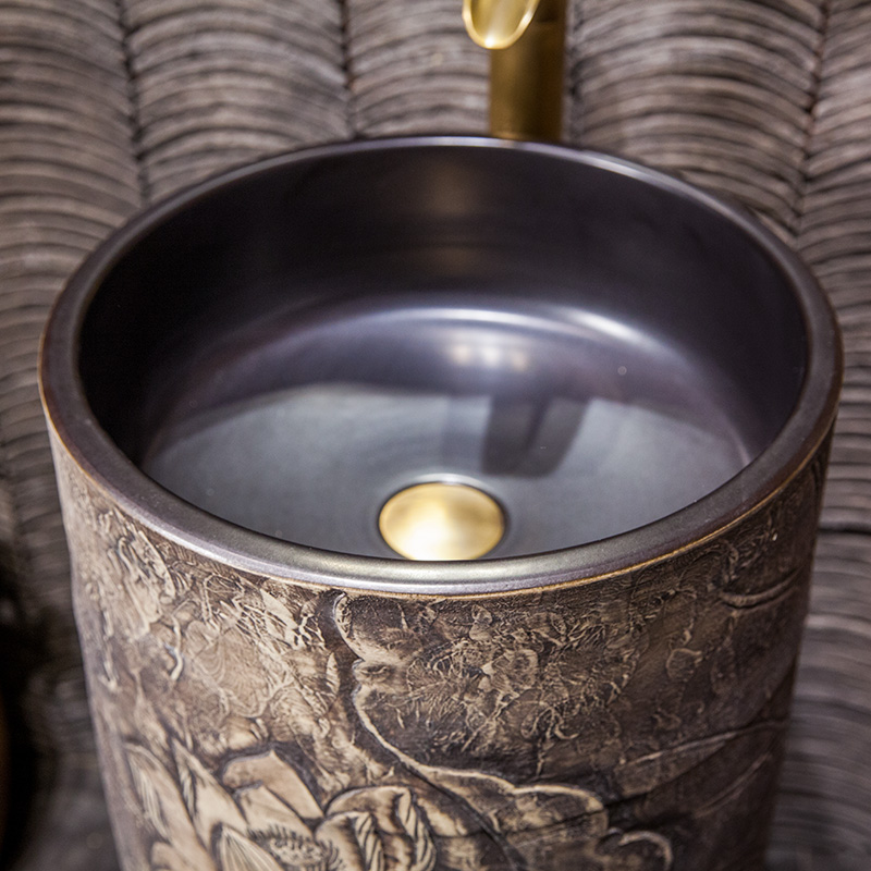 Vertical lavatory ceramic basin of archaize floor pillar integrated is suing balcony is suing garden pillar lavabo