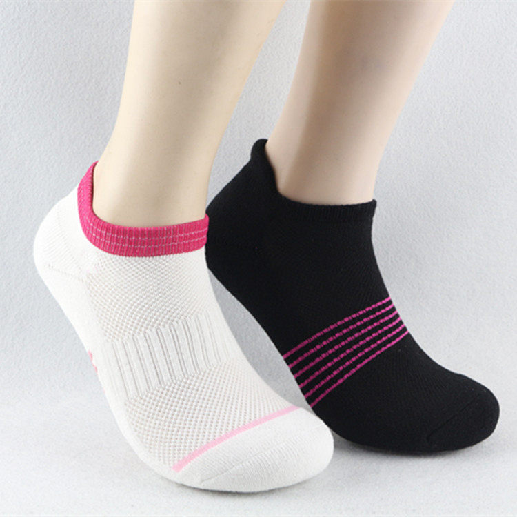 Socks women autumn and winter short barrel embroidered mesh cotton sports socks women low-help shallow mouth towel bottom invisible socks anti-smell socks