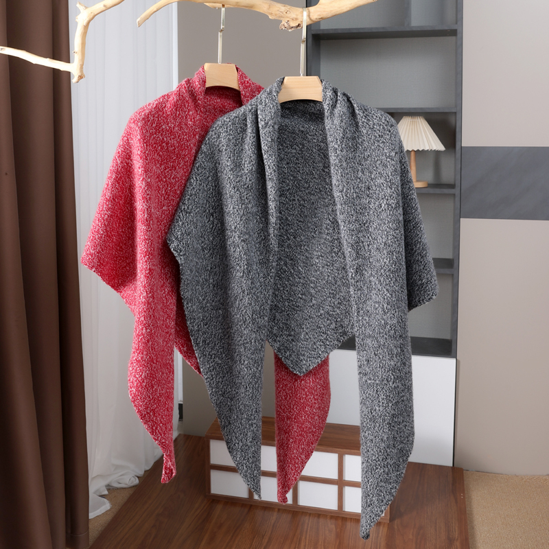 100% Pure Wool Floral Yarn Thickened Skin-Friendly Triangular Scarf Solid Color High-End Soft and Warm Knitted Cashmere Scarf