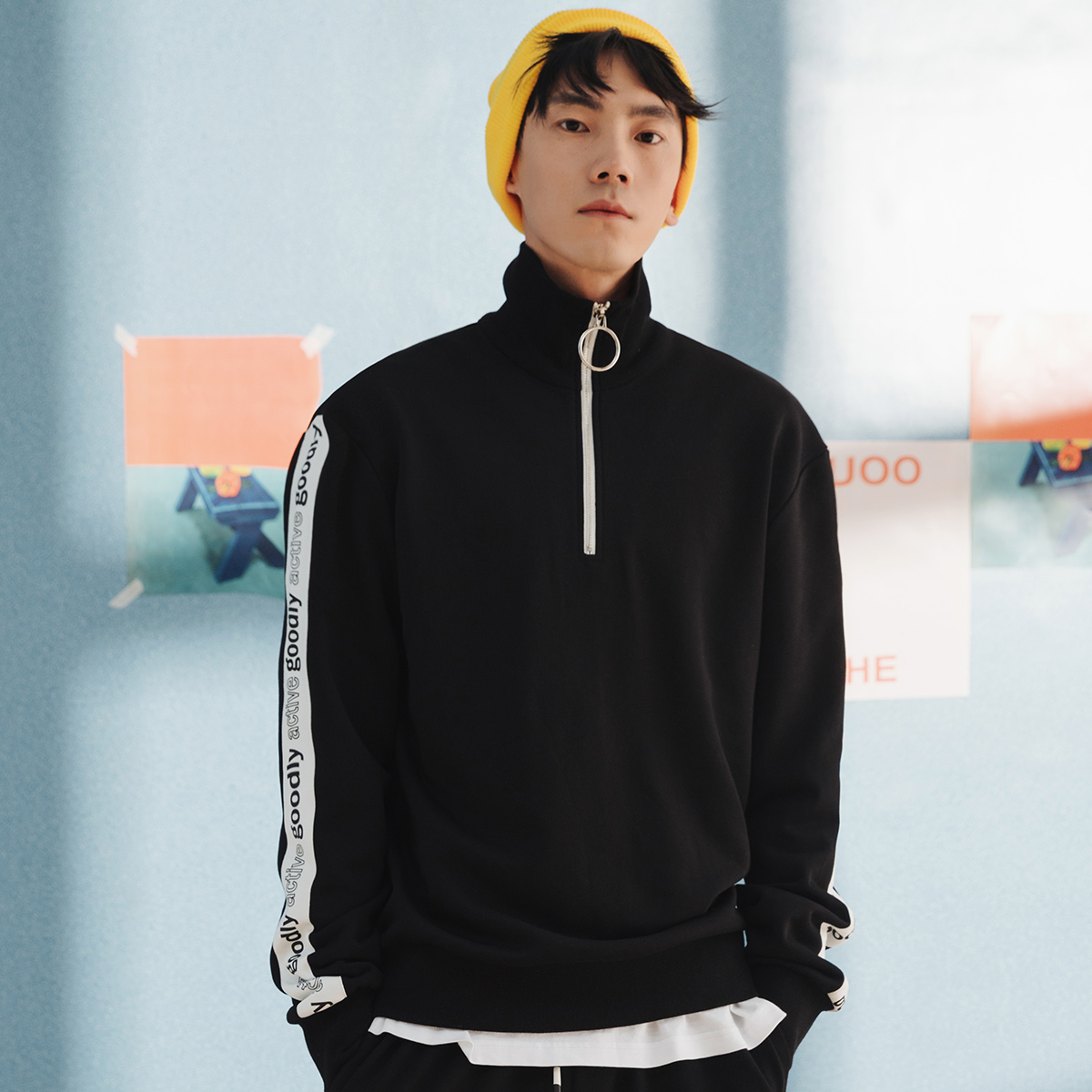 Sweatshirt homme UOOHE - Ref 3128878 Image 4