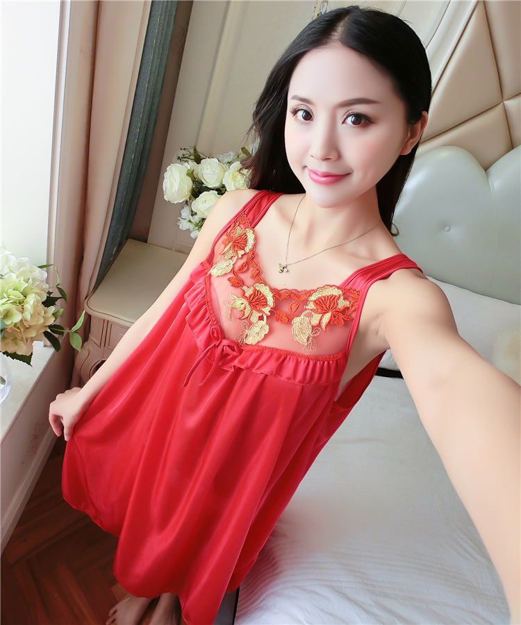 Nightdress nữ mùa hè sexy Hàn Quốc phiên bản của băng lụa ren đồ ngủ ngắn tay lụa lụa phần mỏng lỏng kích thước lớn ăn mặc đỏ