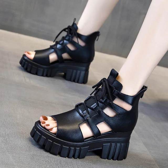 Wenzhou fashionable middle-heeled platform sandals women 2022 summer high-heeled platform shoes Korean version open-toe waterproof platform Roman shoes