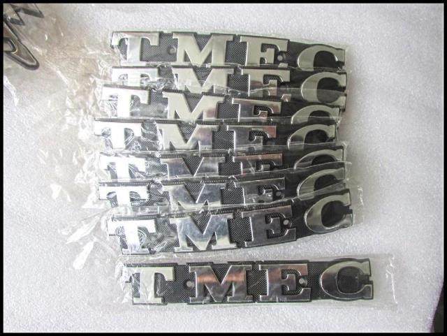 Applicable locomotive Pearl River word plate CG125 Pearl River 125 ZJ125 Flower cat tank word plate signage aluminium alloy