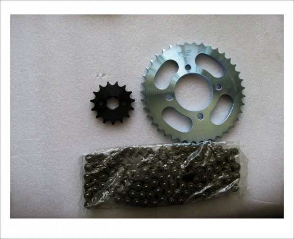 Money Jiang Locomotive Accessories QJ125-19 26 brisk running Jetta JD125 Chain Sprocket Large Fluted Disc Chain