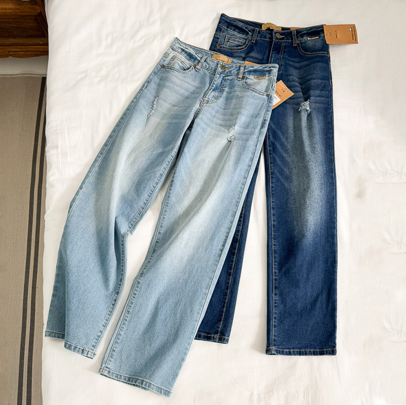 $49.9! Go for the American Style! Basic Vintage Washed Whiskered Women's Straight-Leg Jeans $49.9! Go for the American Style! Basic Vintage Washed Whiskered Women's Straight-Leg Jeans