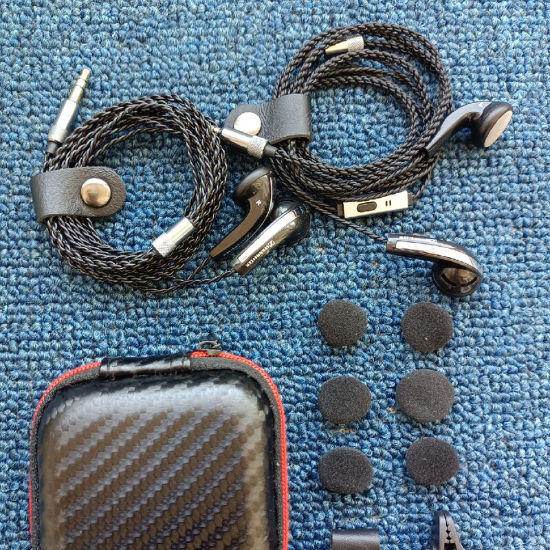 CREATIVE Aurvana Air