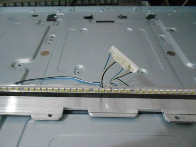 LED light board 32-d0wn1 164-02590a with screen LTA320AP18