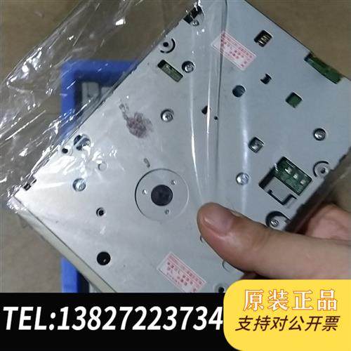 全新库存进口设备拆机软驱的FDD有19个 USB-FDD有一个 欢全新议价