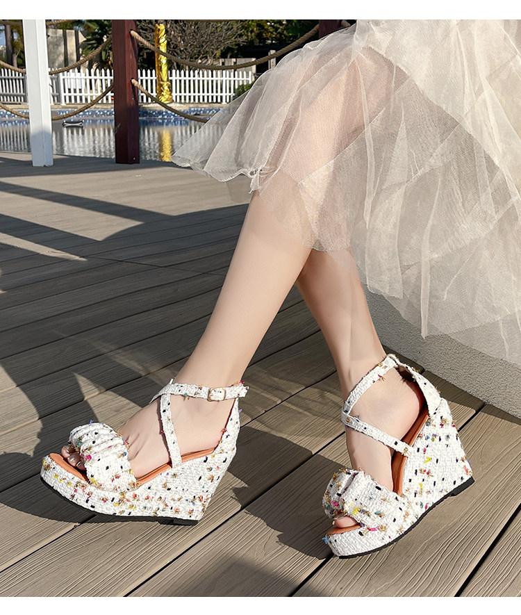 Dép sandal đế xuồng cao gót nữ quai chéo, gót 15 cm, hở mũi, phong cách thời trang — Trắng 10CM, Trắng 12CN, Trắng 15CM chi tiết 27