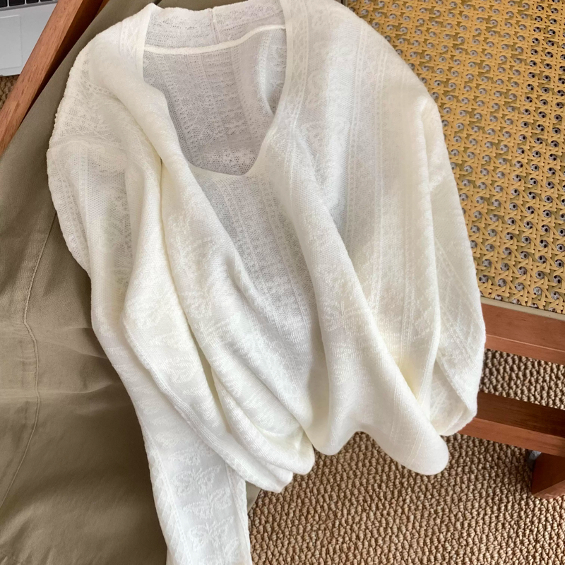 Lazy Style V Neck Knitwear for Women 2026 Autumn and Winter New Soft and Loose Pullover Knitwear White Long-Sleeved Top Lazy Style V Neck Knitwear for Women 2026 Autumn and Winter New Soft and Loose Pullover Knitwear White Long-Sleeved Top