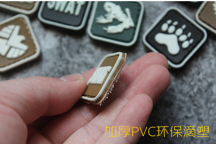 5 包邮 chất lượng cao dày nhỏ ma thuật dán chương PVC ngoài trời quân đội fan hâm mộ túi dán cá tính con dấu nhựa hình dán quần áo
