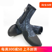 Anti-slip 5MM diving shoes surfing scuba snorkeling wading shoes anti-scratch warm beach shoes thick-soled diving boots mid-cut