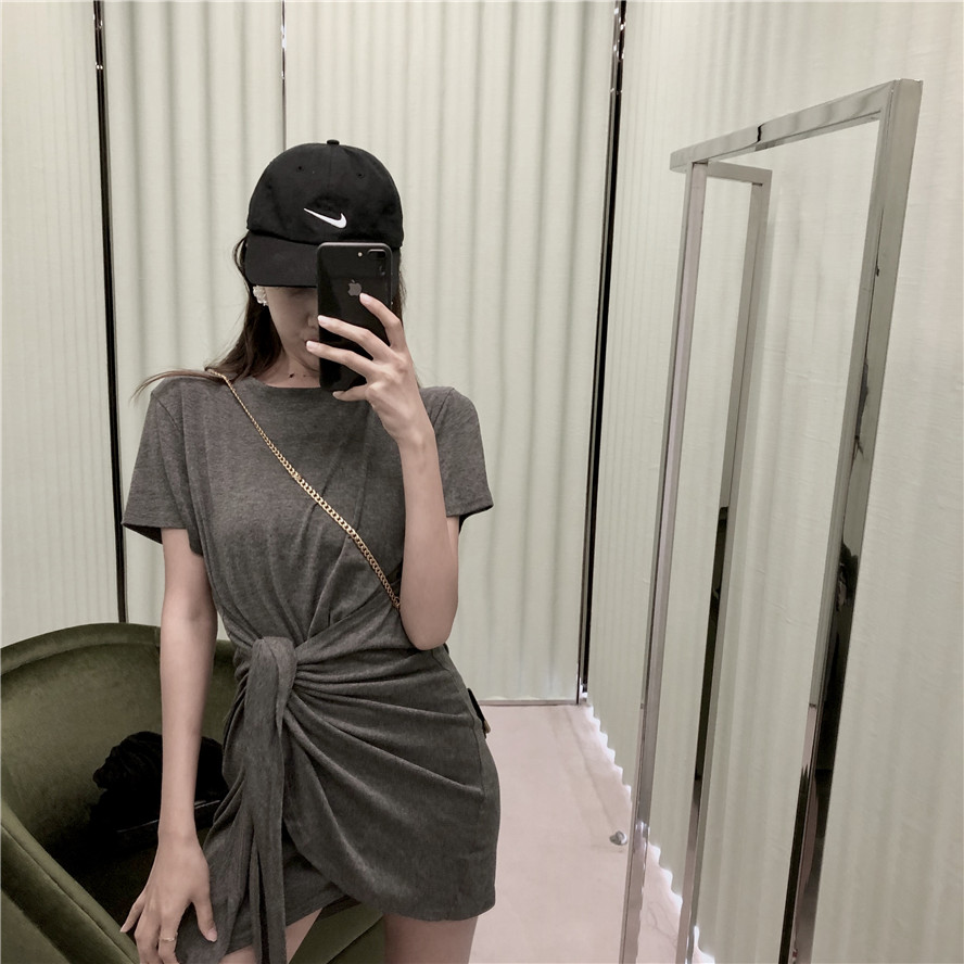 2018 mùa hè mới của Hàn Quốc phiên bản của chic không thường xuyên Slim mỏng dây đai eo một từ váy ngắn váy xòe công sở