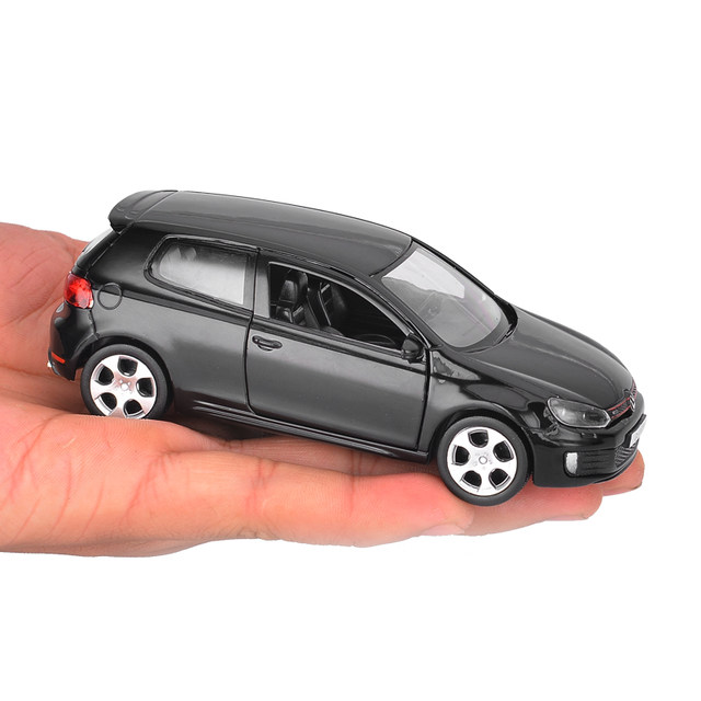 1/36 Golf GTI alloy car model High 6 metal model Small steel cannon return door opening toy car
