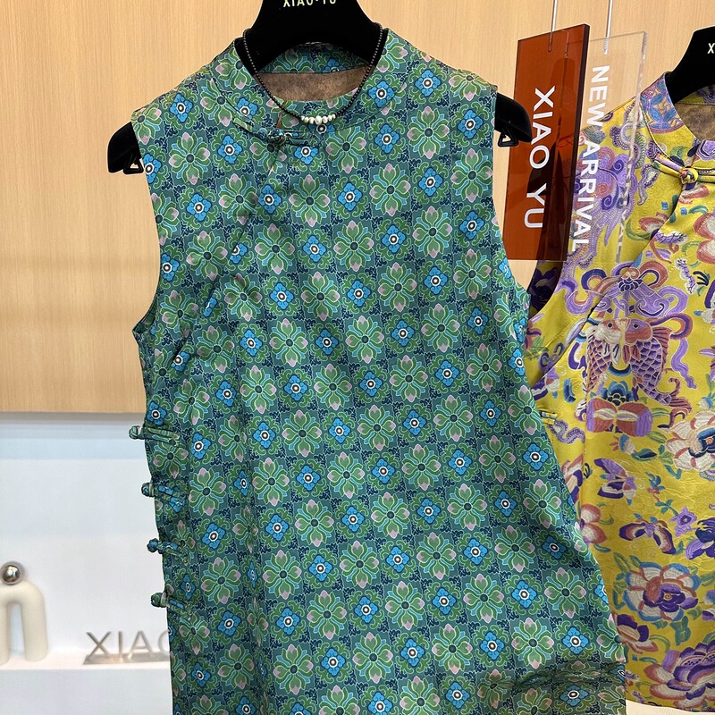 High-End European Summer New Arrivals, This Year's Popular New Chinese-Style National Pattern Printed Loose Sleeveless Vest Top for Women