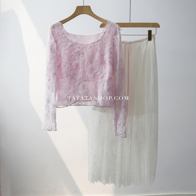 French Style Pure Elegance! Lace Embroidered Applique Diamond Collar Short Lace Blouse Shirt Top