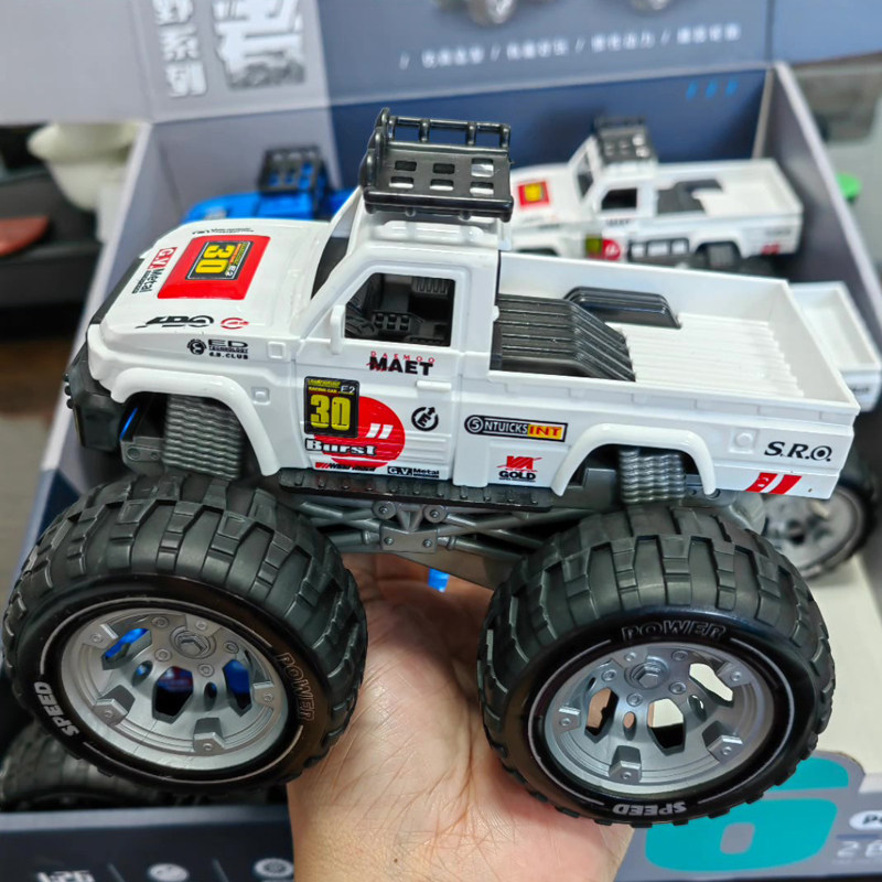 中策牌网红轮胎11.00R20 18PR eM88+：超高承载的秘密武器，卡车司机必备神器！