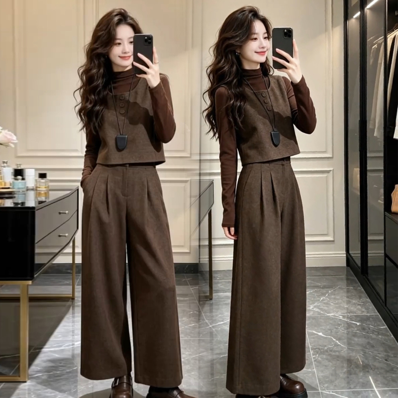 Fashionable and Stylish Women's Suit 2026 Autumn New Style Elegant Slimming Vest Long-Sleeved Base Shirt Wide-Leg Pants Three-Piece Set