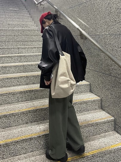 黑色皮衣外套女2025春秋新款宽松高级感美式痞帅复古pu机车皮夹克