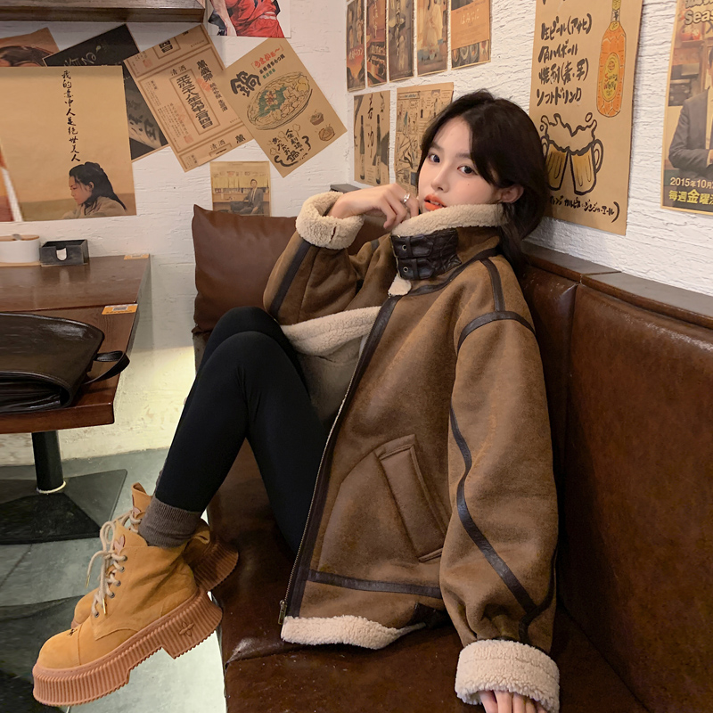 Fur-integrated coat female lamb wool 2023 Winter retro locomotive clothes suede suede Maillard thickened jacket-Taobao