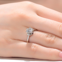 18k platinum mosanstone true love coronation D color female 1 Clabridal ordination pt950 Platinum color