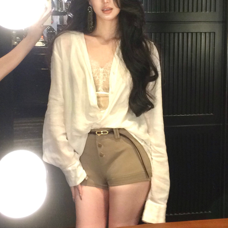 French Pure Lust Sexy Lace Inner and Outer Suspender Top with Lazy Elegant and Sun Protection White Loose Casual Shirt