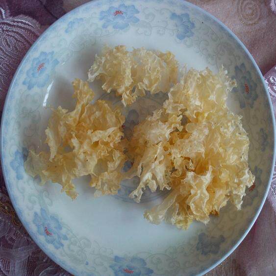 什么样的银耳适合炖煮？天然高山银耳有哪些优势？