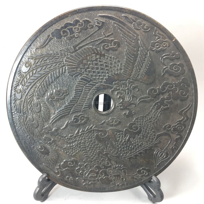 Special price retro jade jade jade jade green buckle Kirin Phoenix Tujia residence decoration jade jade Jade Pendulum to send the show shelf