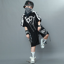 Summer hip-hop boy street dance suit short-sleeved childrens catwalk suit performance suit Chaobao jazz drum kit performance suit